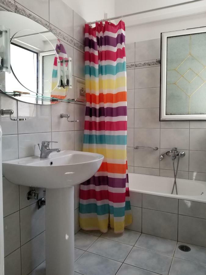 Galini Apartment Loutráki Exteriér fotografie